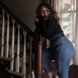 Meet your Posher, Maddi